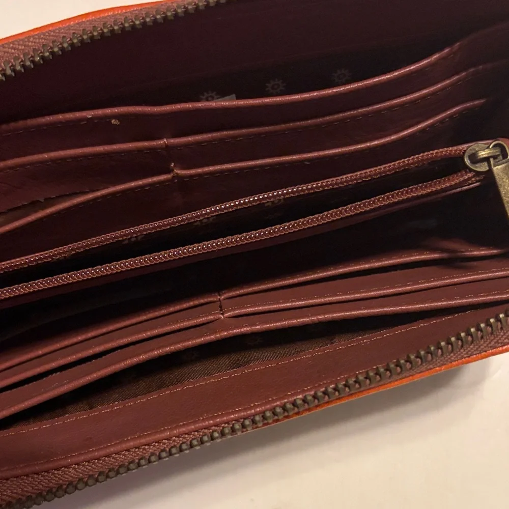 Loungefly Tan Bambi Bag and Wallet - Picture 7 of 8